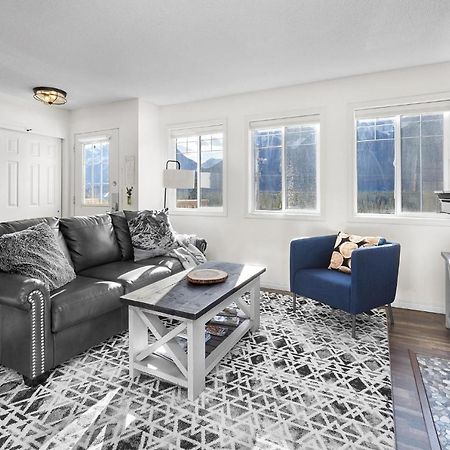 Villa Mountain Gate - Pet Friendly 2Br W Mountain Views And Open Hot Tub Canmore Exterior foto