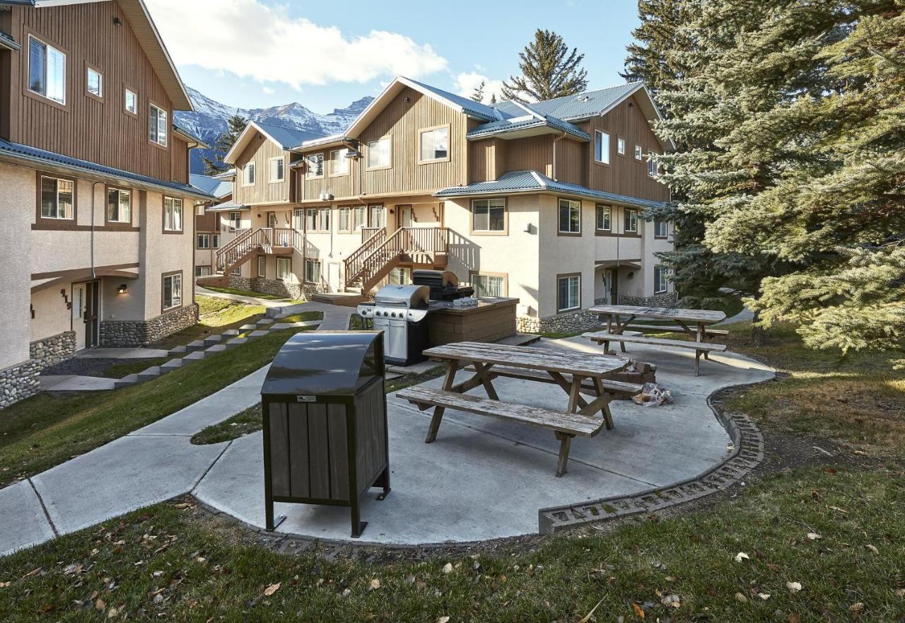 Villa Mountain Gate - Pet Friendly 2Br W Mountain Views And Open Hot Tub Canmore Exterior foto